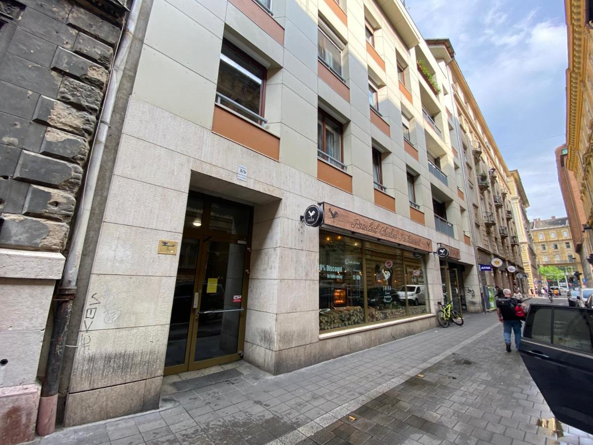 Homes Budapest Exterior photo